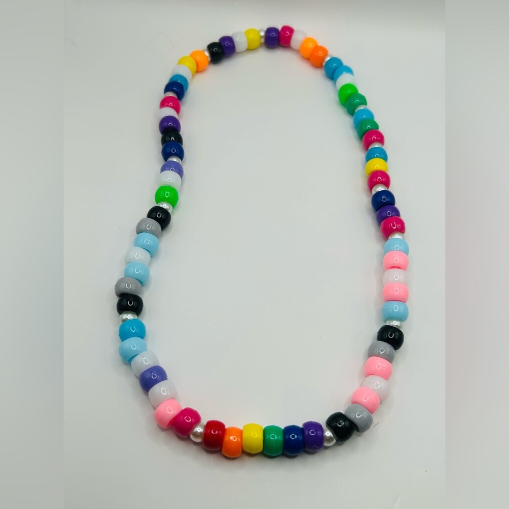 Pride Kandi Necklace with 13 Flags - Picture 6 of 6